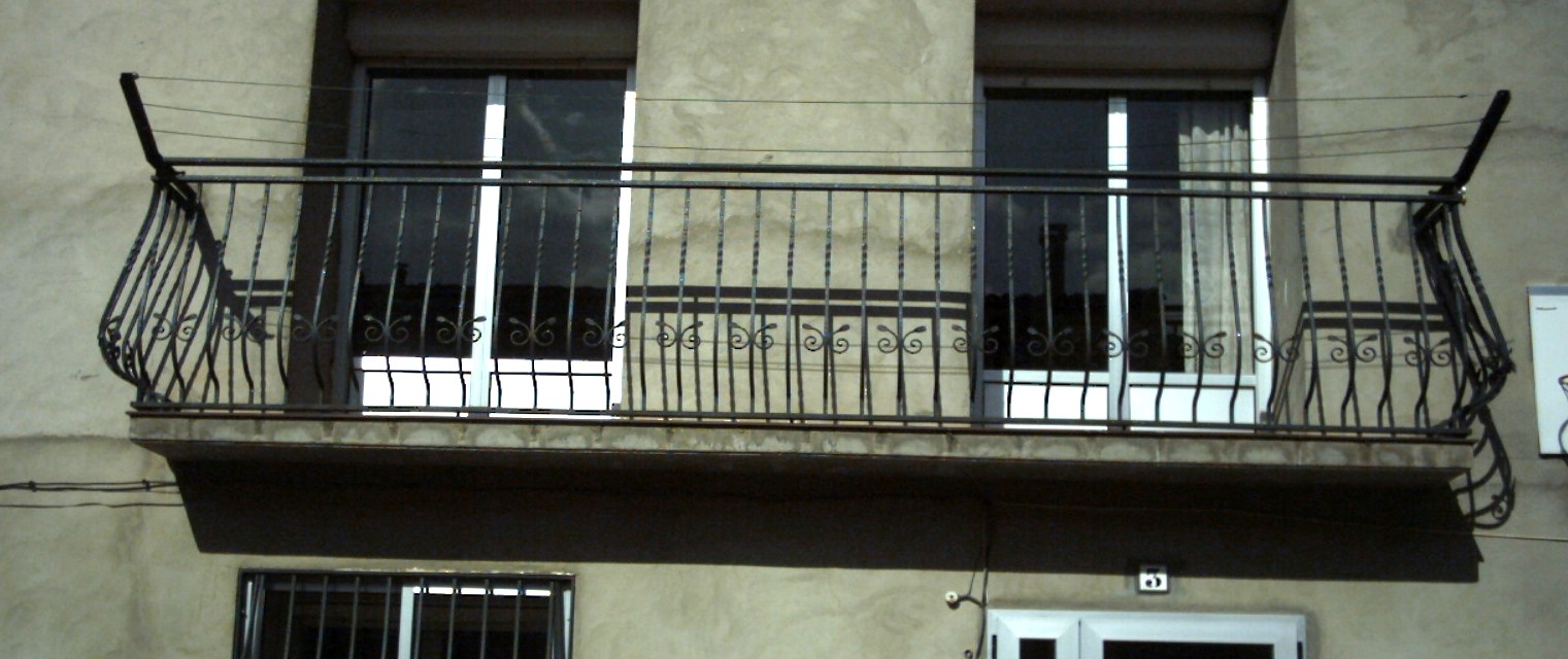 V Balcón Forja-