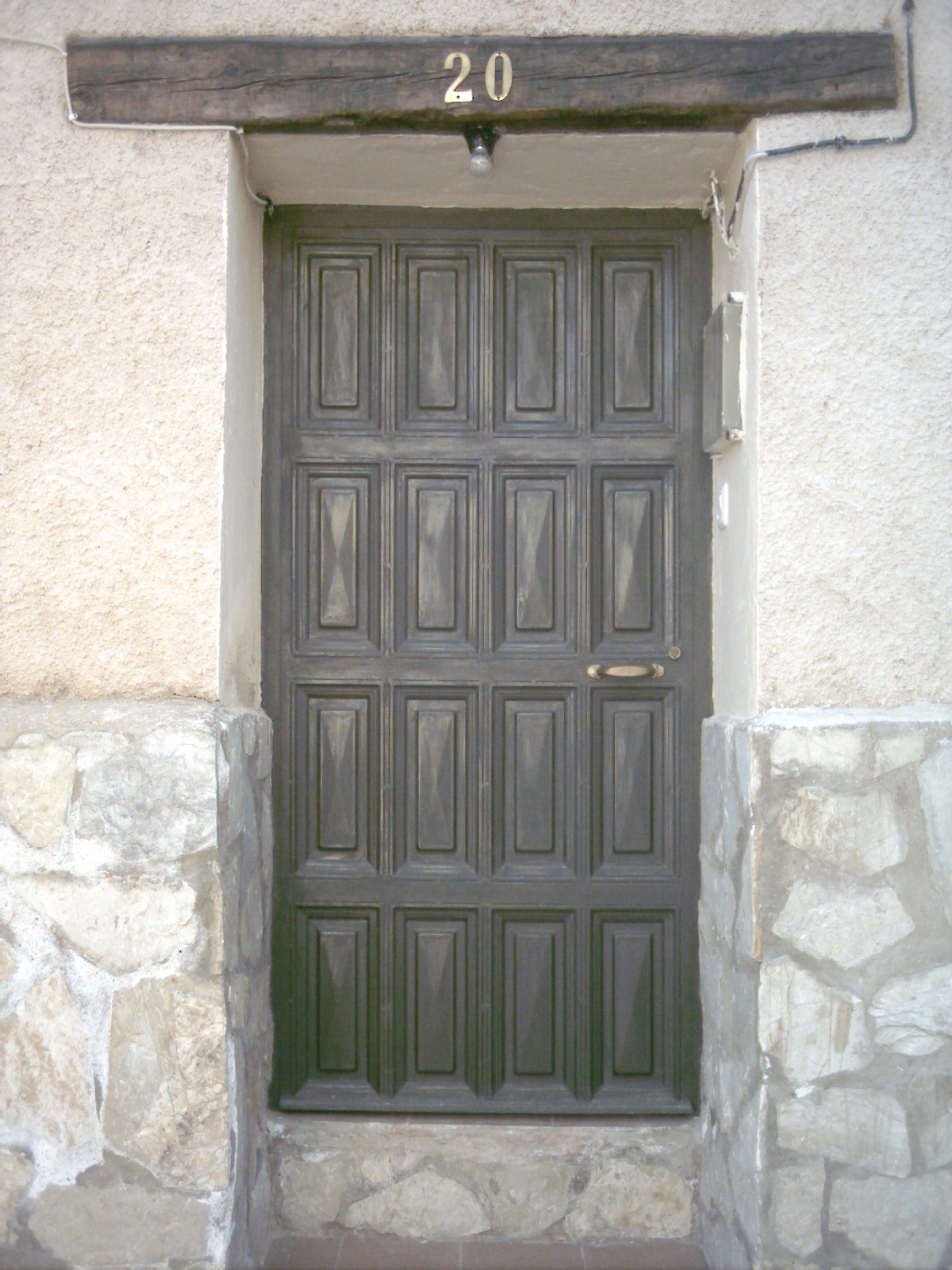 Puerta cuarterones
