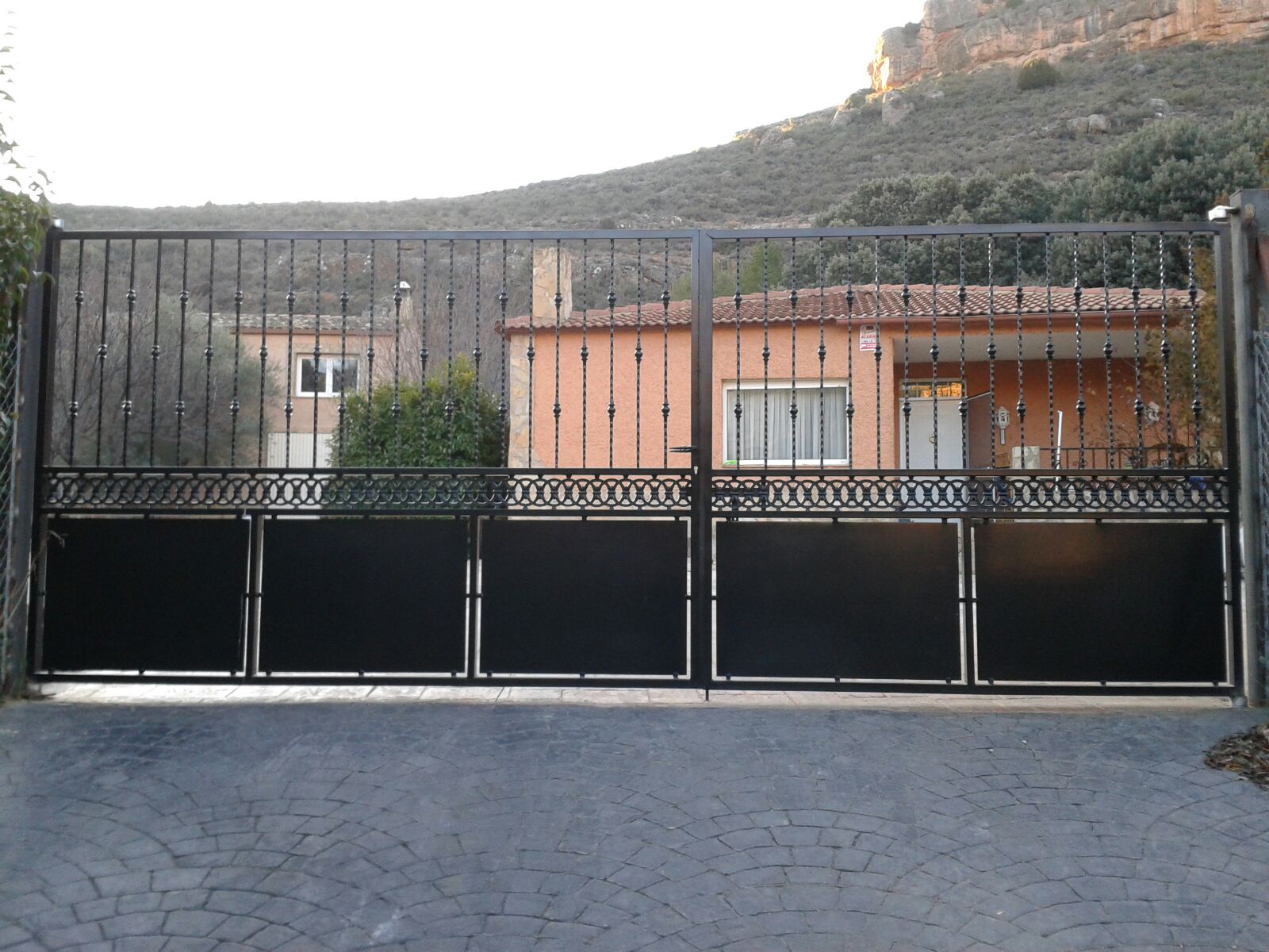 Puerta jardin
